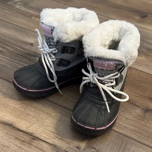 London Fog White Faux Fur Winter Boots